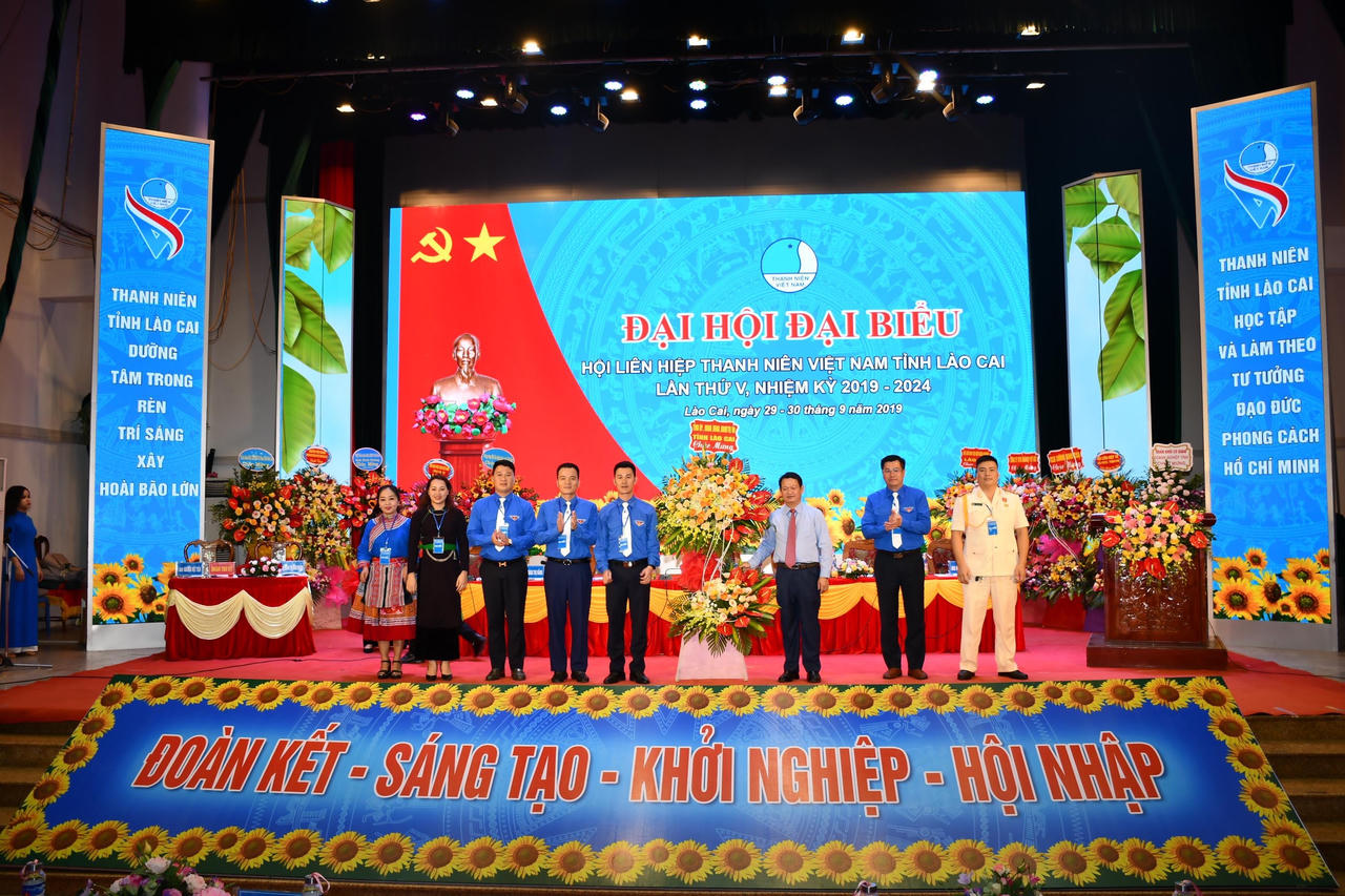 Đảng bộ, chính quyền tỉnh Lào Cai luôn đặt niềm tin yêu và kỳ vọng vào thế hệ trẻ 