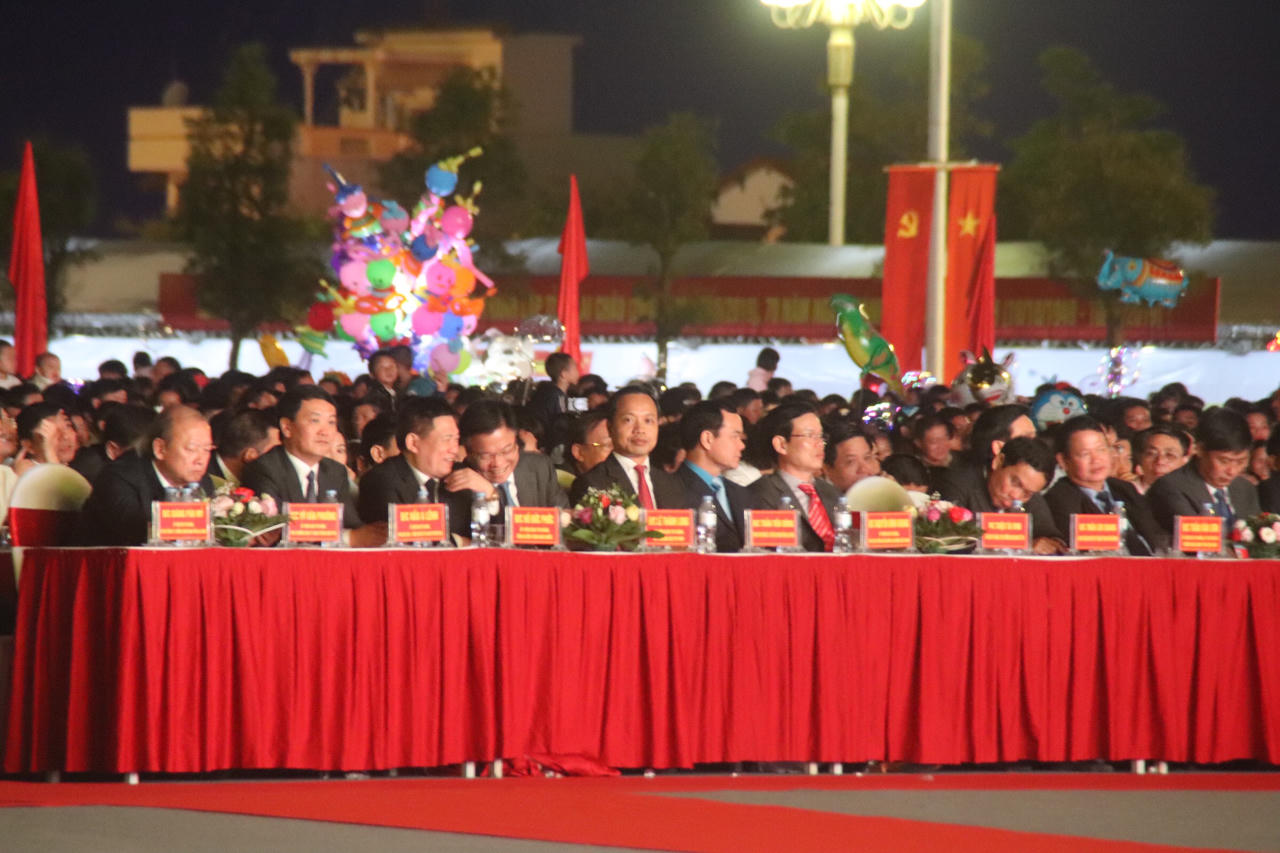 Lai Châu kỷ niệm 110 năm thành lập tỉnh và đón nhận Huân chương Độc lập hạng Nhất  