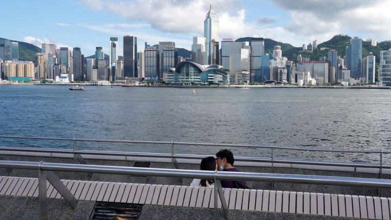 Trung Quốc: Những cặp đôi trẻ Hong Kong chấp nhận “trút hầu bao” để có chút riêng tư