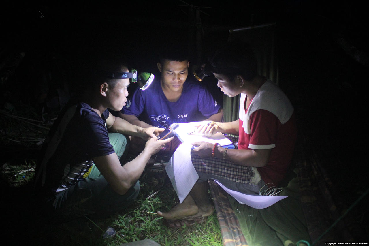 Chuyện về “lâm tặc” quay đầu để trả nợ rừng