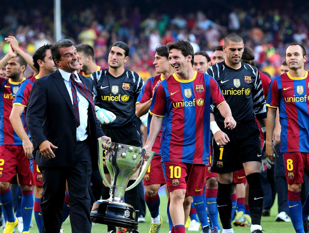 Quá nhiều chông gai trước mắt tân chủ tịch Barcelona