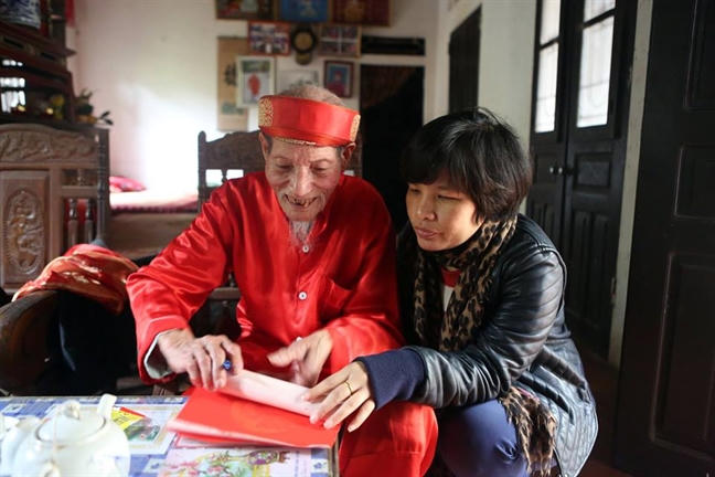 Hồi sinh dòng “tranh Đỏ” thất truyền suốt 7 thập kỷ trên đất Kinh kỳ