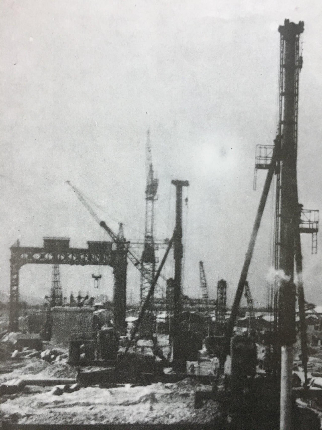 Ký ức cầu Thăng Long (Kỳ 1): Con đường đưa tôi lên Chèm với cây cầu hữu nghị 