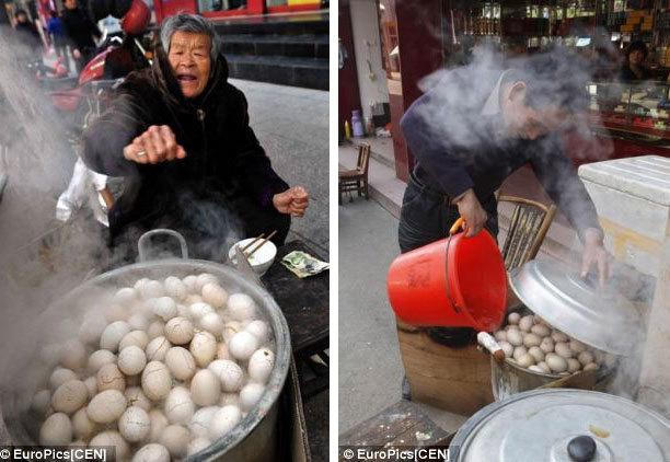 Trứng luộc trong nước tiểu của bé trai- Món độc, lạ chỉ có ở Trung Quốc