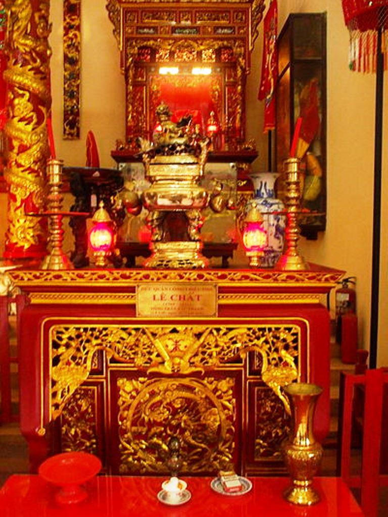 Dòng họ nổi danh và 3 nhà văn sáng lập Tự lực Văn đoàn (Kỳ 2): Nhà thờ hai phái và vụ án oan của Hậu quân Lê Chất