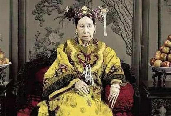 Chuyện về hai gia tộc có nhiều Hoàng hậu, phi tần nhất Thanh triều