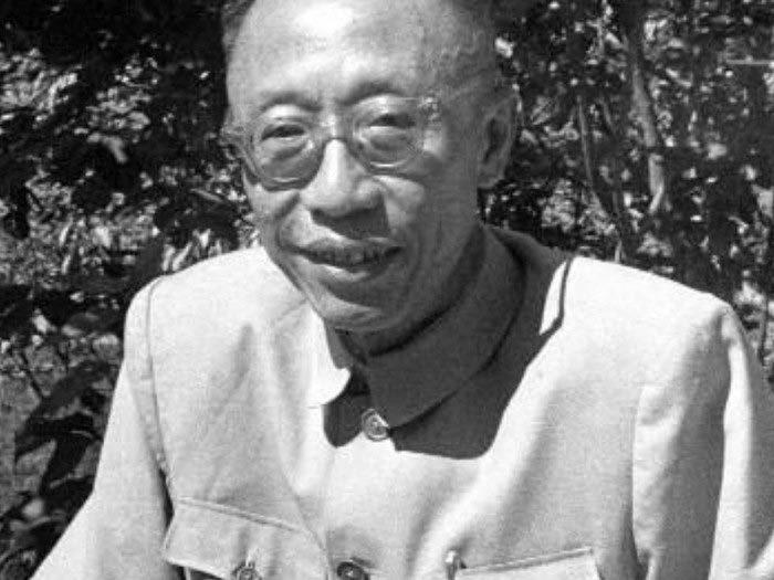 Tuổi thơ đói khát trong Tử Cấm Thành của Hoàng đế cuối cùng nhà Thanh