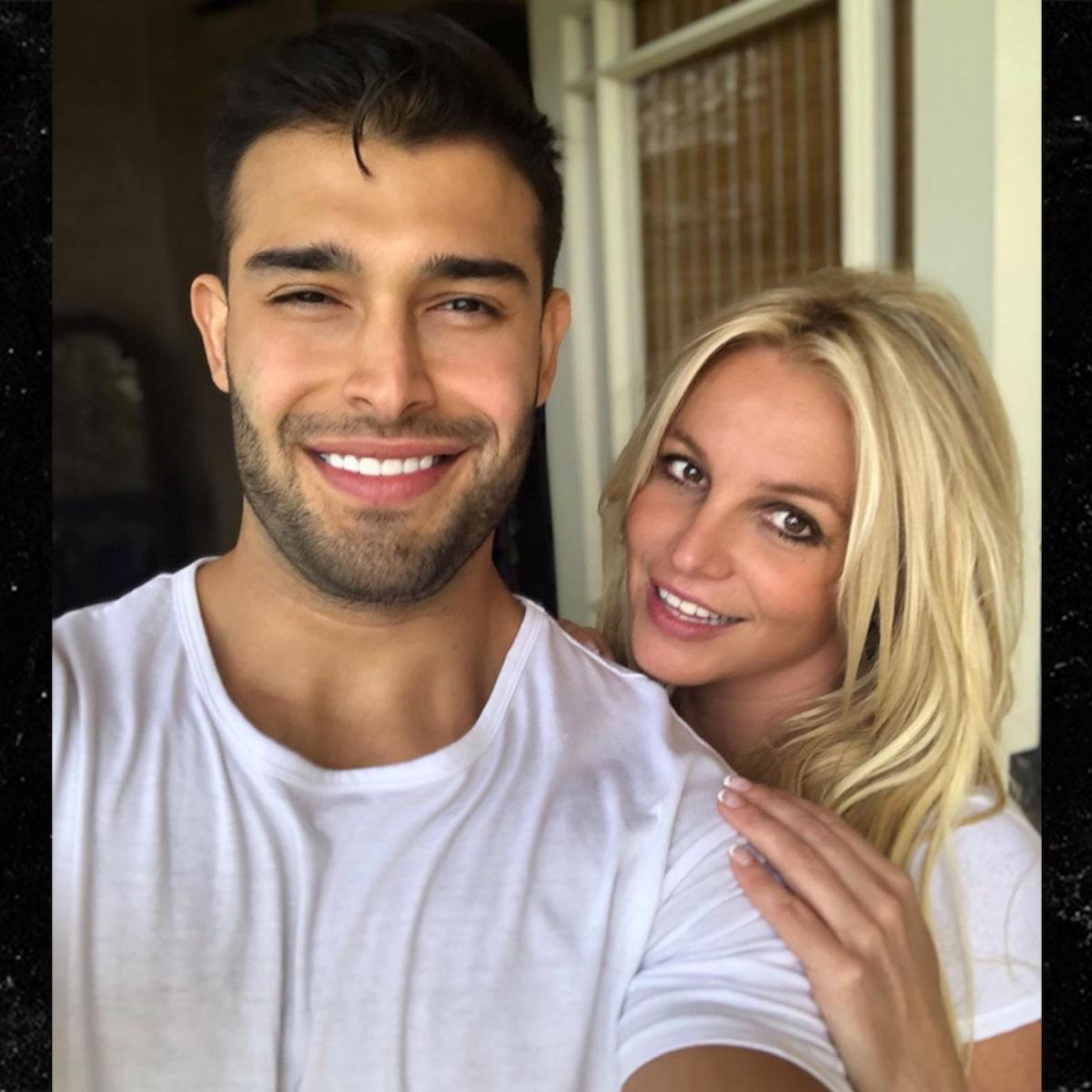 Britney Spears lại gây sốc với lời khai “sống như nô lệ” dưới sự kiểm soát của cha đẻ