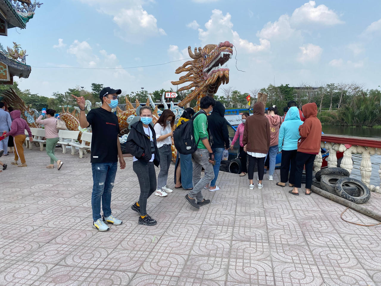 Độc đáo ngôi miếu Nổi 300 tuổi giữa sông Sài Gòn