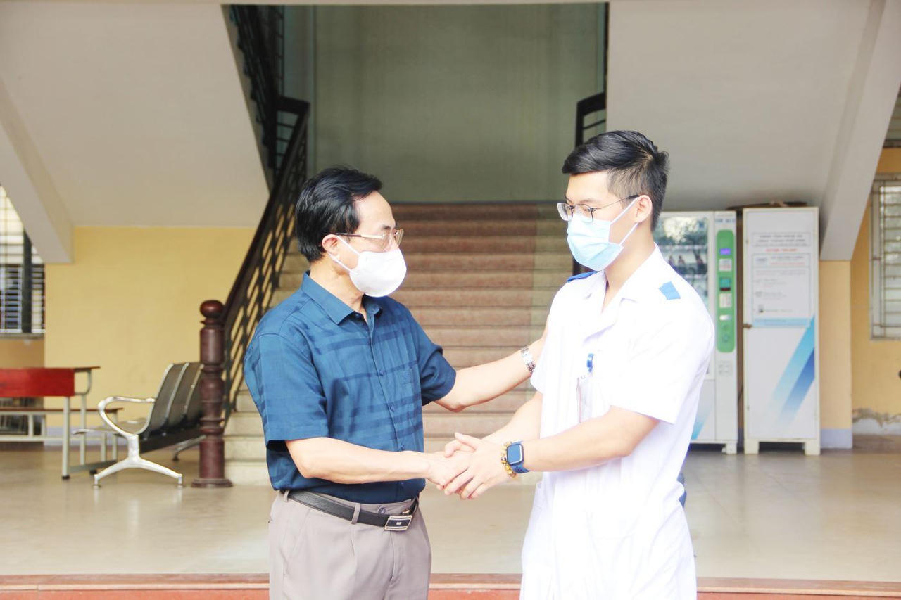 Chuyện hàng ngàn sinh viên xung phong đi chống dịch tại Trường ĐH Y khoa Vinh