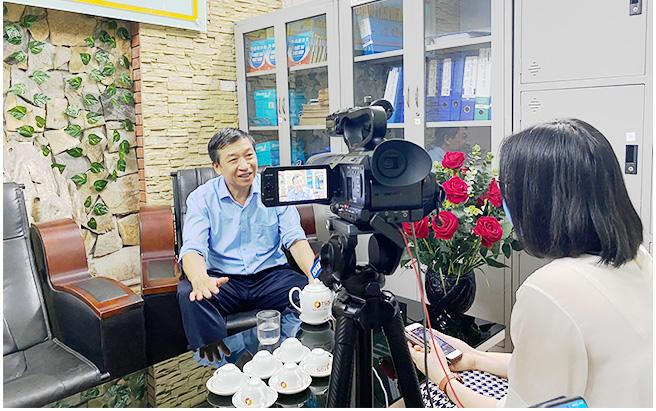 Siết livestream, kiếm tiền trên Youtube, Facebook: Ảnh hưởng như thế nào đến các nhà mạng xã hội?