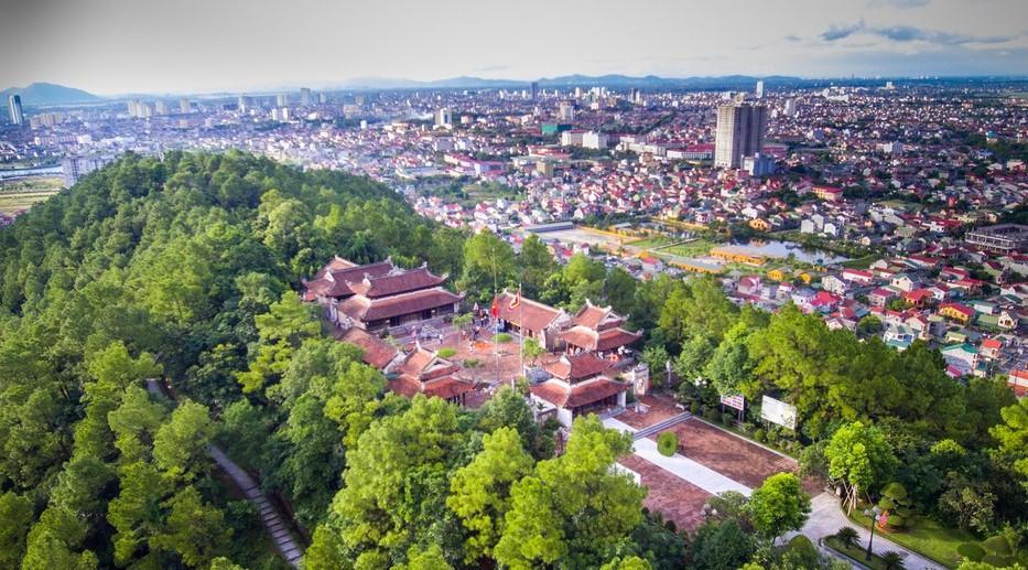 Phượng Hoàng Trung Đô và đền thờ Hoàng đế Quang Trung linh thiêng ở xứ Nghệ