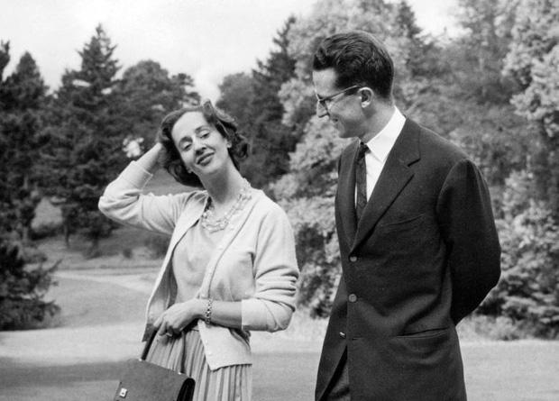 Dù không có con nối dõi nhưng Vua Bỉ và Hoàng hậu “Lọ Lem” vẫn viết lên chuyện tình cổ tích