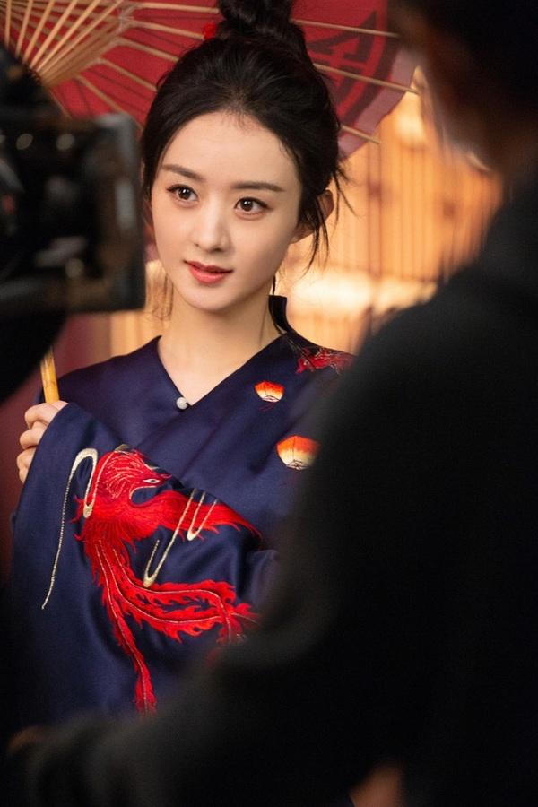 Cuộc chiến giành quyền nuôi con của các ngôi sao (Kỳ 6): Hậu ly hôn và thắng kiện, sao Hoa ngữ Triệu Lệ Dĩnh mua nhà 500 tỷ cho con