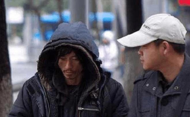 Đem lòng yêu gã ăn mày điển trai để rồi bị phụ bạc, người đàn bà hám tình gây thảm án