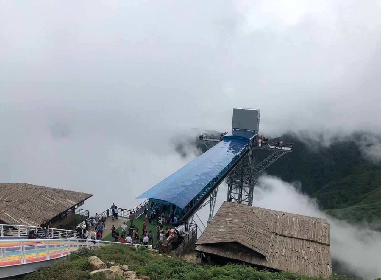 Bình minh nơi ven trời Tây Bắc