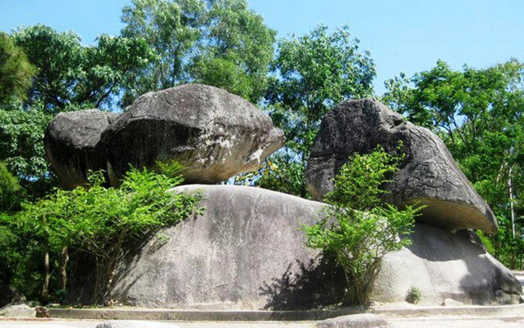 Tập tục thờ đá - Nét tín ngưỡng cổ độc đáo