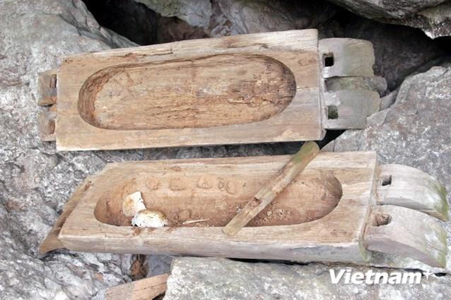 Bí ẩn chưa có lời giải về những hang quan tài treo ở Mộc Châu