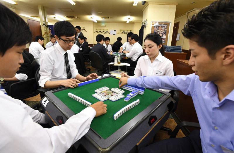 Người chồng liều mình vào “động quỷ” cứu vợ cũ bội bạc chạy theo nhân tình