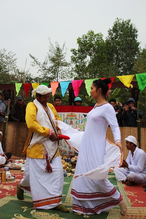 Phong thủy và tín ngưỡng thờ thần thánh tại các tứ trấn Việt Nam (Kỳ 11): Ý nghĩa của những phương thức ma thuật trong tín ngưỡng phồn thực