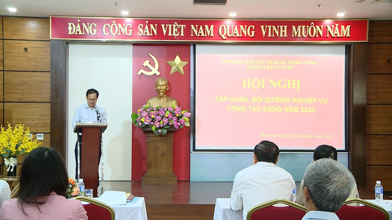 Đảng ủy Bộ Tư pháp tập huấn, bồi dưỡng nghiệp vụ công tác Đảng năm 2023