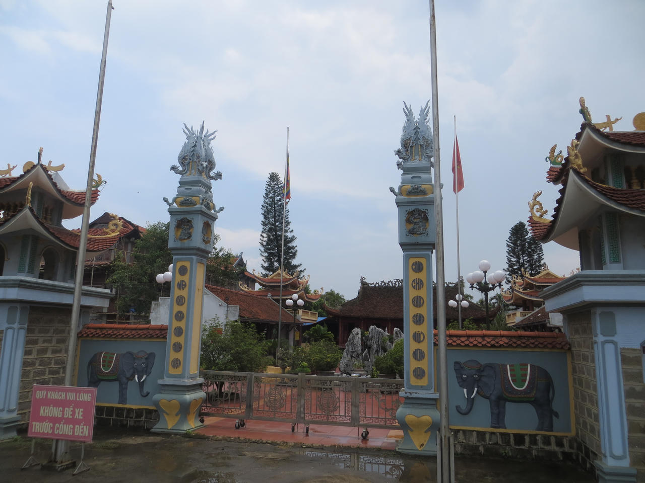 Ngôi đền thiêng thờ Thủy Tổ Quốc Mẫu nước Việt