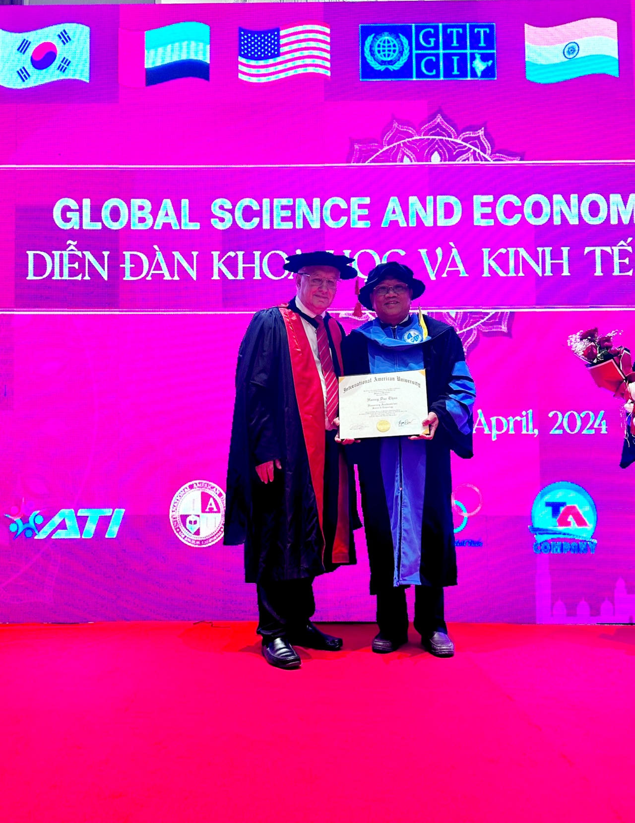 Anh hùng Lao động, doanh nhân Hoàng Đức Thảo nhận Giải thưởng 'Nhà sáng chế xuất sắc quốc tế - Nhà khoa học tài năng toàn cầu'