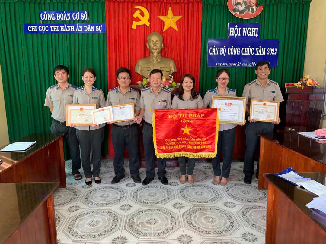 Vụ “giao đất bên cồn” và triết lý không ngại va chạm, chỉ sợ không thấu tình đạt lý trong công tác thi hành án dân sự huyện Tuy An