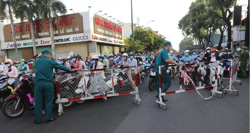 TP.HCM thực hiện hàng loạt biện pháp mạnh hơn Chỉ thị 16