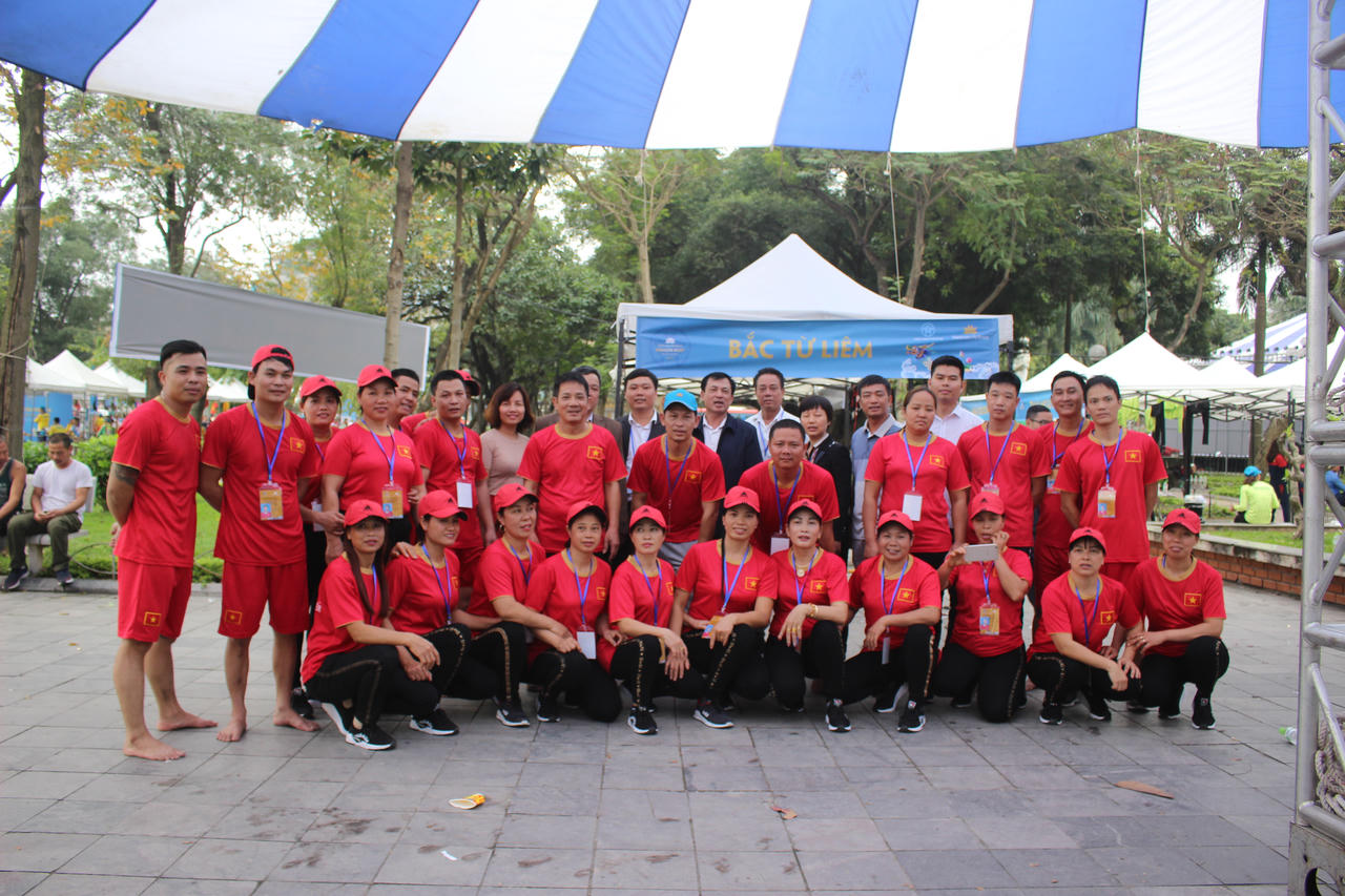 Hồ Tây sôi động trong Lễ hội Bơi chải Thuyền rồng Hà Nội mở rộng năm 2019