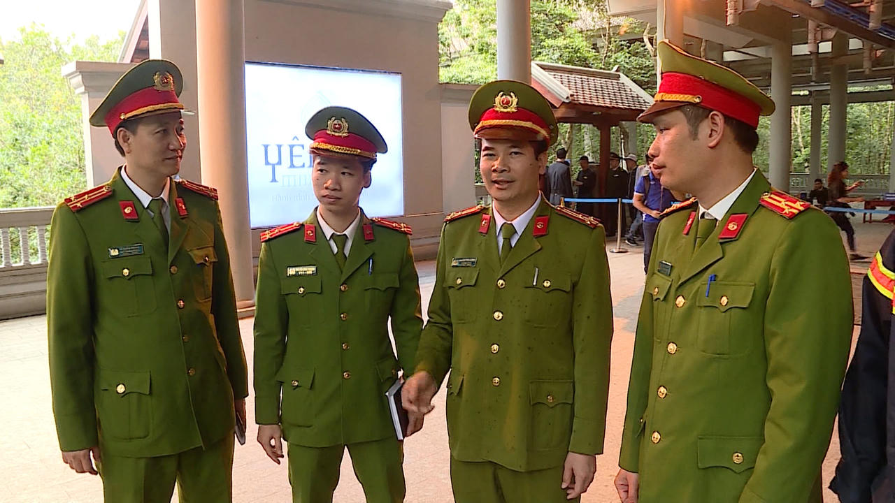 Cảnh giác bà hỏa hỏi thăm vì đốt vàng mã trong những ngày hội Xuân