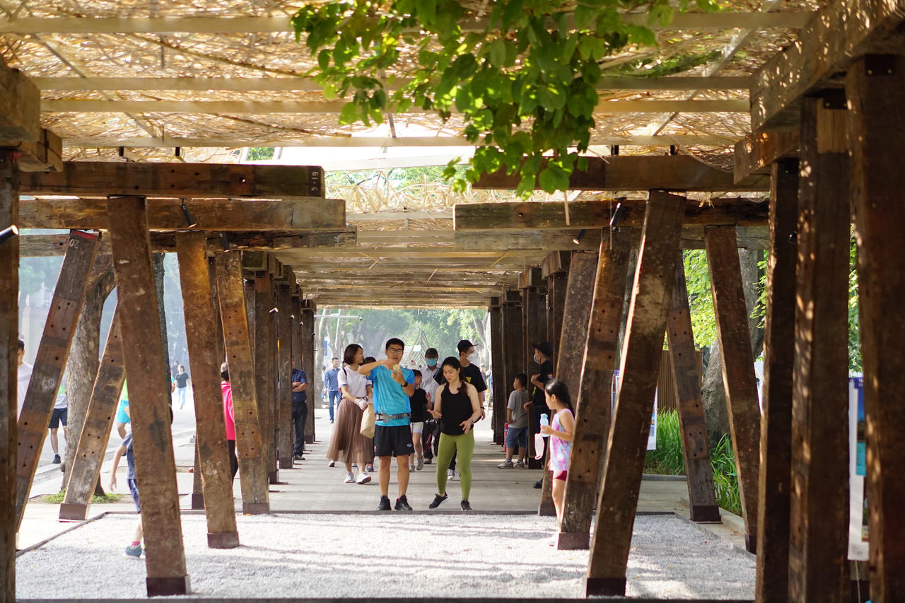 Lễ hội Thiết kế sáng tạo Hà Nội thu hút đông đảo người dân Thủ đô