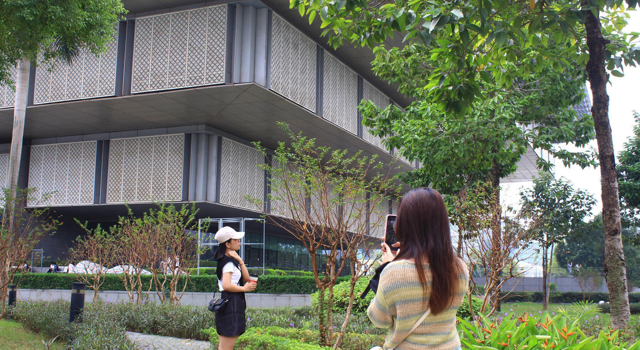 Bảo tàng Hà Nội trở thành địa điểm “check-in” thu hút khách tham quan