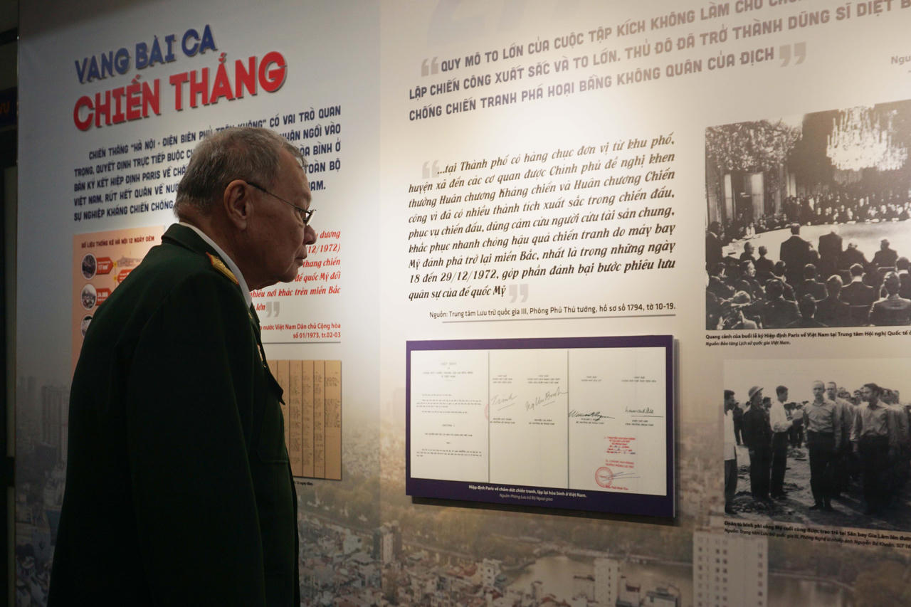 "Hà Nội, ký ức 12 ngày đêm Điện Biên Phủ trên không”