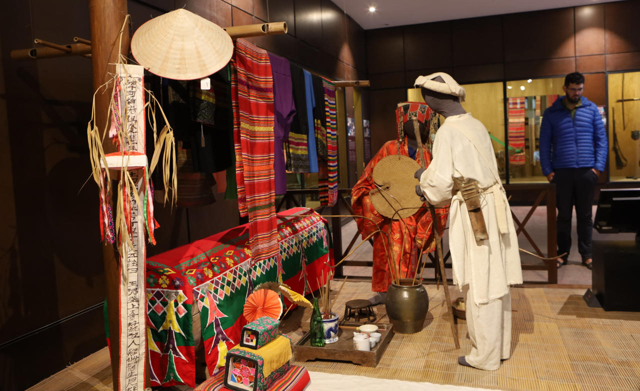 54 dân tộc trong lòng thành phố