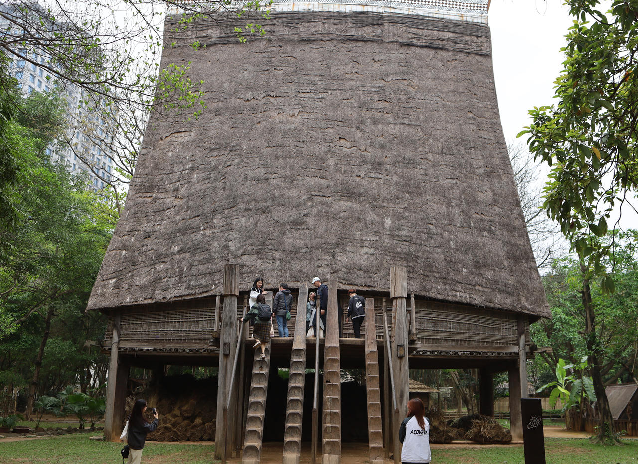 54 dân tộc trong lòng thành phố
