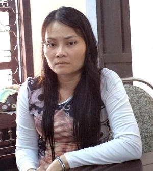 Trốn ra nước ngoài mười năm vẫn không thoát lưới trời