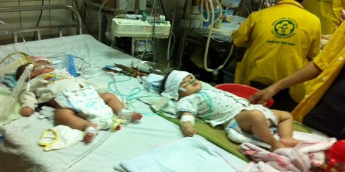 Đủ chiêu…  móc túi người bệnh