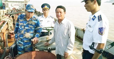 Buôn lậu xăng dầu và những thủ đoạn tinh vi qua mặt lực lượng chức năng