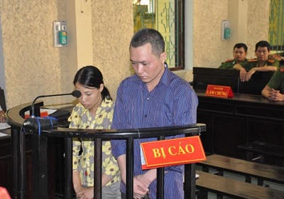 Vợ chồng thầy giáo giết người để “xù nợ“