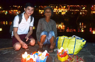 Mưu sinh trong lòng phố Hội