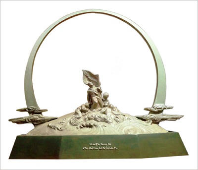 Vòng tròn thiêng liêng ở Trường Sa