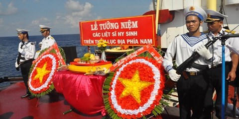 Vòng tròn thiêng liêng ở Trường Sa