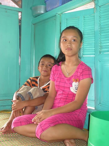 Gặp gia đình Hà Nội "gốc", 4 đời mưu sinh trên sóng nước sông Hồng