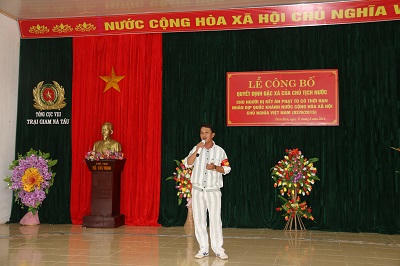 Trại giam Nà Tấu công bố quyết định đặc xá 48 phạm nhân