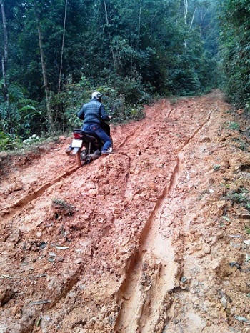 Nặng lòng với bản Nà Đang