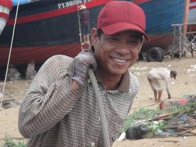 Giọt mồ hôi đẩy đoàn tàu ra khơi