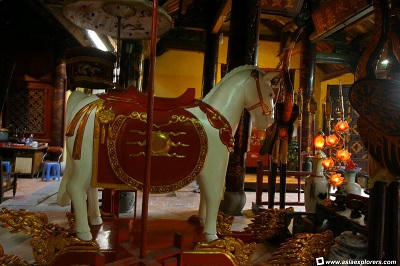 Những giai thoại kỳ bí về đền thờ thần Long Đỗ