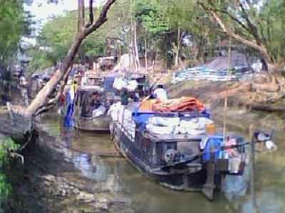 Độc đáo “thương cảng tro” ở Trà Thôn