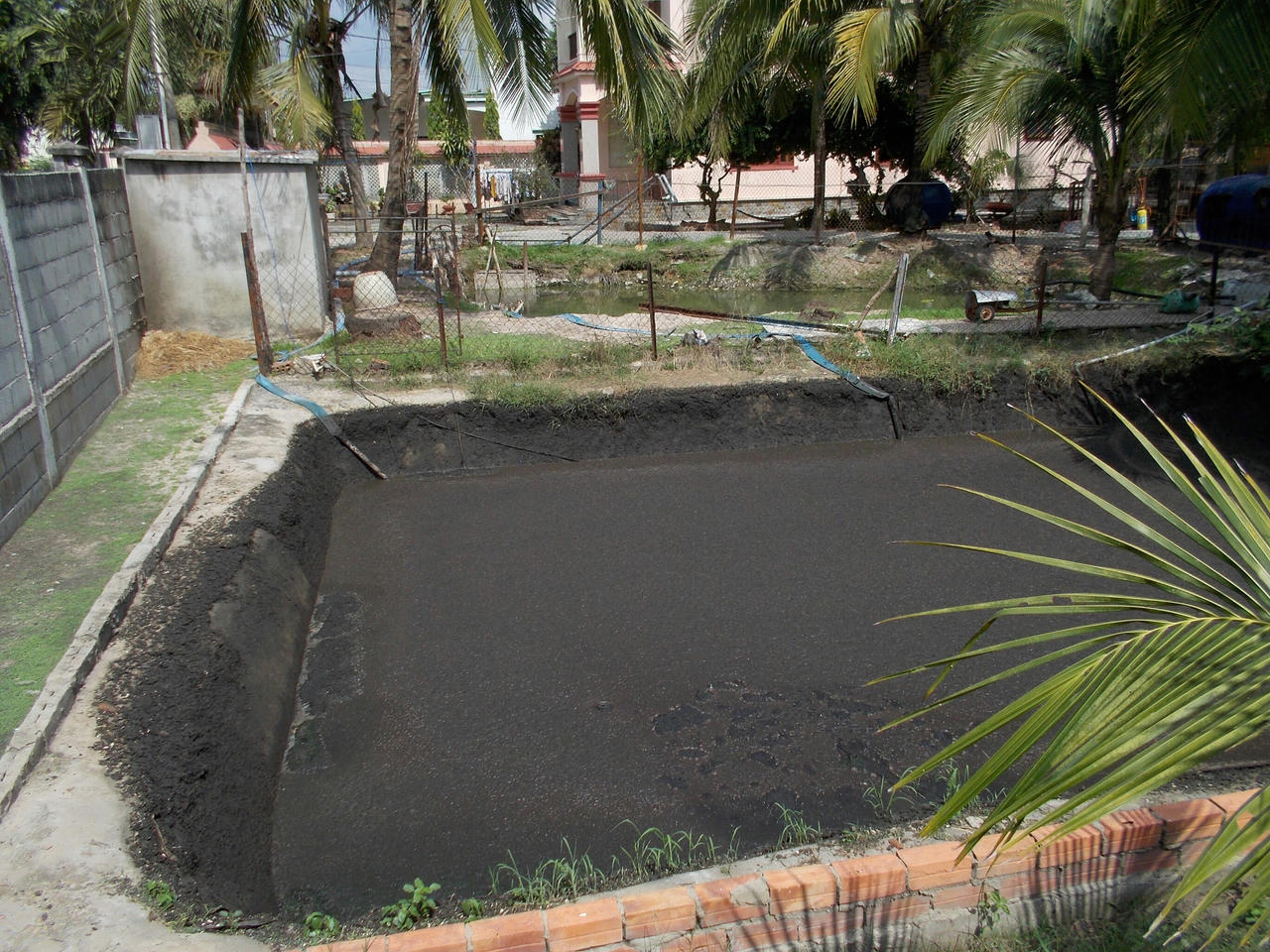 Gây ô nhiễm môi trường nhờ “quan hệ tốt“?